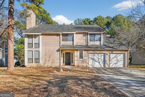 858 Chapman Cir, Stone Mountain, GA, 30088-2552 | Card Image