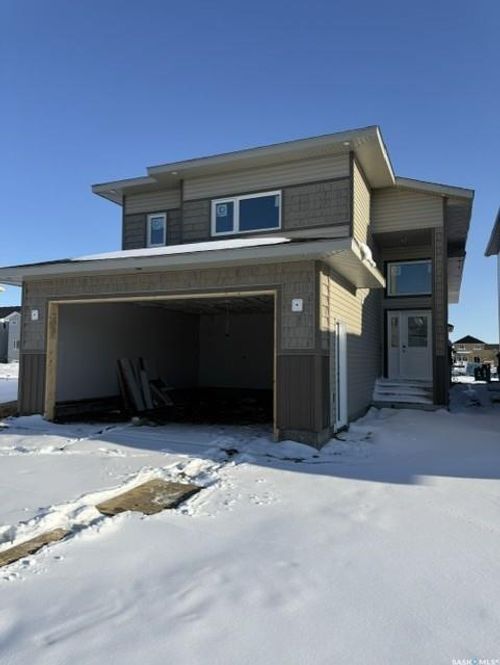 211 Taskamanwa St, Saskatoon, SK, S7V1P6 | Card Image