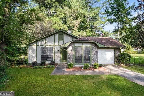 8495 N Pond Dr, Riverdale, GA, 30274-4157 | Card Image