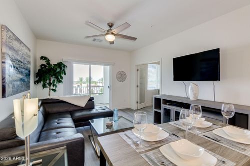 343-2511 W Queen Creek Rd, Chandler, AZ, 85248-0140 | Card Image
