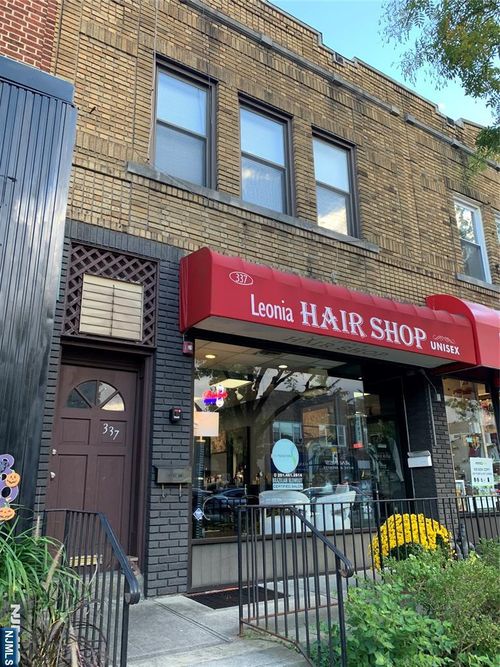 337 Broad Ave, Leonia, NJ, 07605-1701 | Card Image