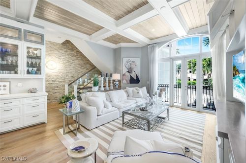102-510 2nd St S, NAPLES, FL, 34102-8623 | Card Image