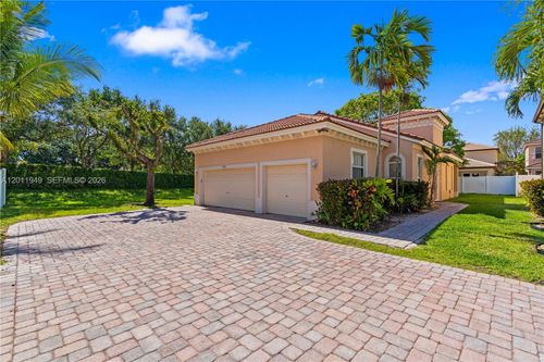 3788 Ne 11th St, Homestead, FL, 33033-4534 | Card Image