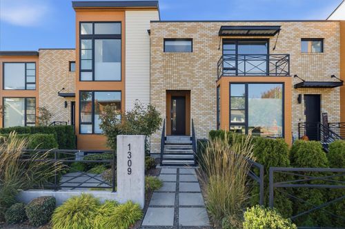 1309 Market St, Kirkland, WA, 98033-5438 | Card Image