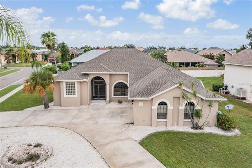 821 Greenview Dr, Apollo Beach, FL, 33572-2803 | Card Image