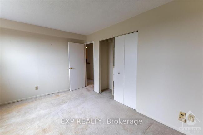 1002 - 1380 Prince Of Wales Dr, Condo with 2 bedrooms, 1 bathrooms and 1 parking in Ottawa ON | Image 15