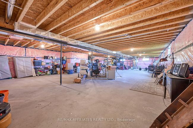 2064 Rosedale Road N, House other with 3 bedrooms, 3 bathrooms and 6 parking in Montague ON | Image 39
