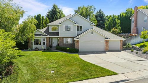 223 Pacific Ct, Richland, WA, 99352-8700 | Card Image