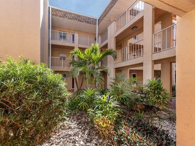 353 - 1520 Glen Oaks Drive E, Condo with 1 bedrooms, 1 bathrooms and null parking in Sarasota FL | Image 3