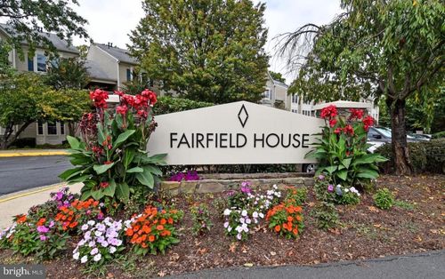 605b-12205 Fairfield House Dr, FAIRFAX, VA, 22033-3914 | Card Image