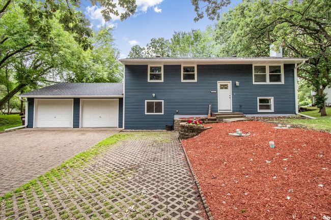 Roof, siding, gutters, and windows new! | Image 27