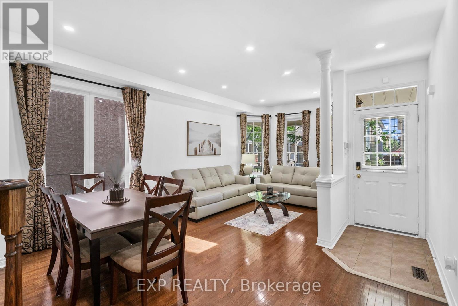 Residential in Markham (Victoria Manor-Jennings Gate) 5