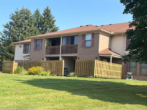 21-19115 Surrey Lane, Northville Township, MI, 48167 | Card Image