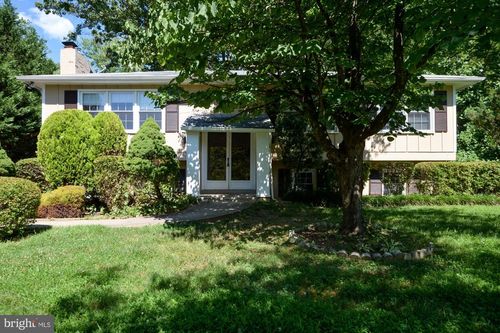 3409 Beverly Dr, Annandale, VA, 22003-1110 | Card Image