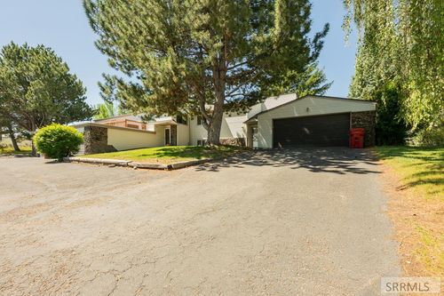 12000 S Sunrise Cir, Idaho Falls, ID, 83404-7840 | Card Image