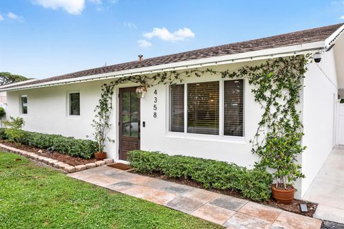 4358 Birdwood St, Palm Beach Gardens, FL, 33410-5820 | Card Image