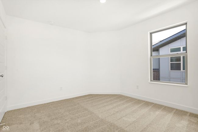 13421 Carlsbad Pl, Townhouse with 3 bedrooms, 4 bathrooms and null parking in Fishers IN | Image 35
