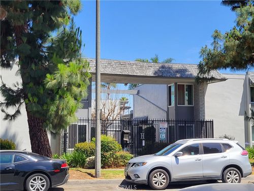 5500 Ackerfield Ave, Long Beach, CA, 90805-4957 | Card Image