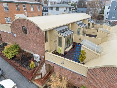 a1-265 Pearl St, Burlington, VT, 05401-8552 | Card Image