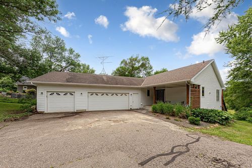 5077 Dudley Lake Path, Faribault, MN, 55021-7665 | Card Image