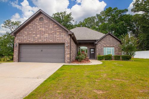 4015 Lantern Hill Dr, Benton, AR, 72019-7601 | Card Image