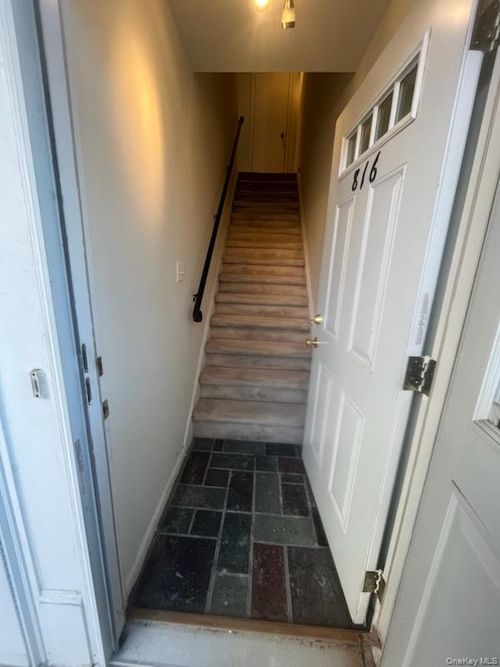 816-276 Temple Hill Road, New Windsor, NY, 12553 | Card Image