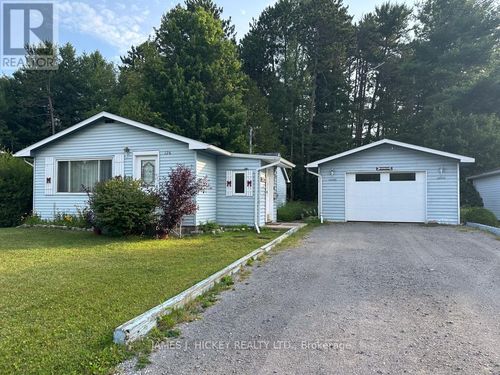 126 Schwanz Rd, Petawawa, ON, K8H1Y5 | Card Image