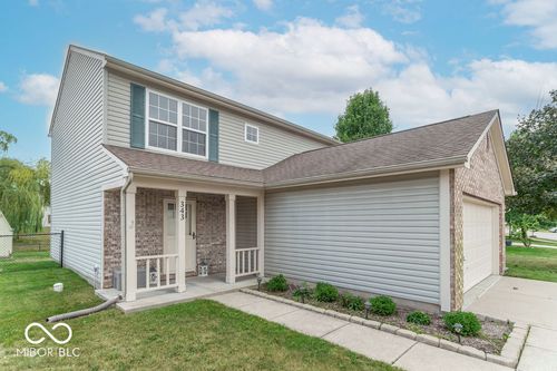 343 Brixton Woods West Dr, Pittsboro, IN, 46167-8951 | Card Image