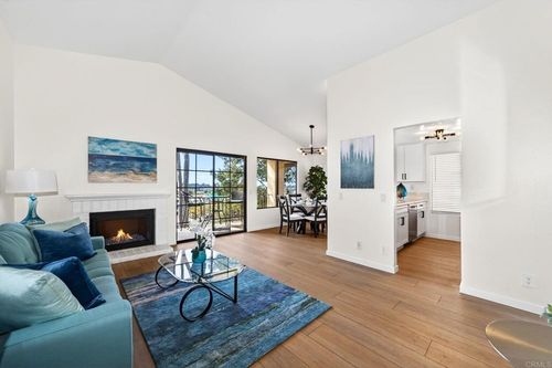 1061 Arbor Ln, San Marcos, CA, 92069-3182 | Card Image