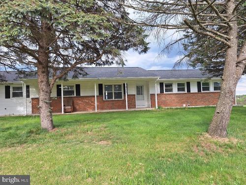 711 Longs Gap Road, CARLISLE, PA, 17013 | Card Image