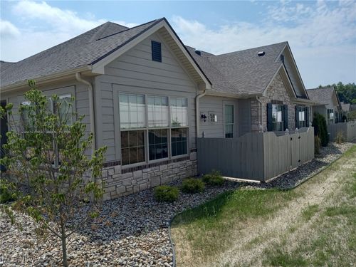 1004-9264 Sharrott Rd, Youngstown, OH, 44514-4501 | Card Image