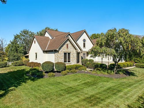 6118 Heritage Lakes Dr, Hilliard, OH, 43026-7621 | Card Image