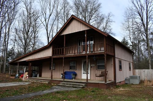 166 Brady Ln, Hilham, TN, 38568-5913 | Card Image