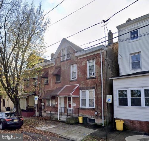 795 2nd St, Trenton, NJ, 08611-3329 | Card Image