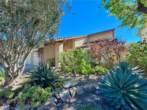 3324 Big Cloud Cir, Thousand Oaks, CA, 91360-1027 | Card Image