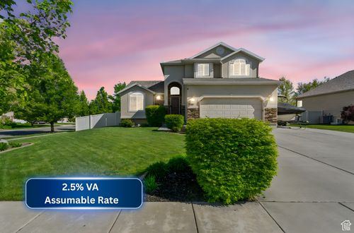 2582 W 1890 N, Clinton, UT, 84015-8493 | Card Image