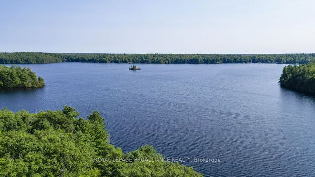 1091 Lindey Lane, House other with 3 bedrooms, 1 bathrooms and 8 parking in North Frontenac ON | Image 50