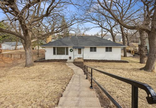 463 Minnesota St S, Bayport, MN, 55003-1430 | Card Image