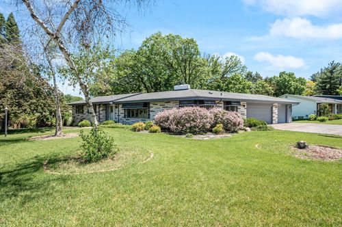 10701 Hopkins Rd, Bloomington, MN, 55420-5518 | Card Image
