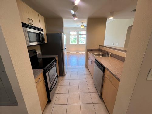 508-533 Ne 3rd Ave, Fort Lauderdale, FL, 33301-3273 | Card Image