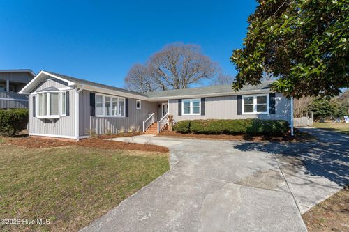 1966 Kings Landing Rd, Hampstead, NC, 28443-8358 | Card Image