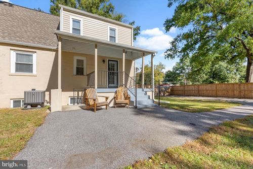 6903 Friendship Rd, CLINTON, MD, 20735-2133 | Card Image