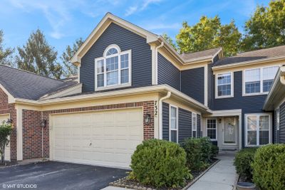 732 Bent Ridge Lane, Townhouse with 2 bedrooms, 2 bathrooms and 2 parking in Elgin IL | Image 1