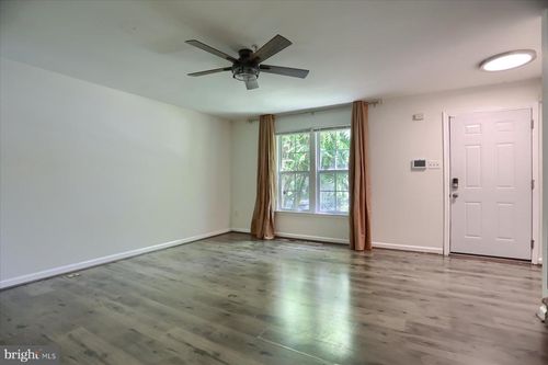 32 Gwynnswood Rd, OWINGS MILLS, MD, 21117-1767 | Card Image