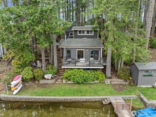 5530 E Mason Lake Dr W, Grapeview, WA, 98546-9569 | Card Image