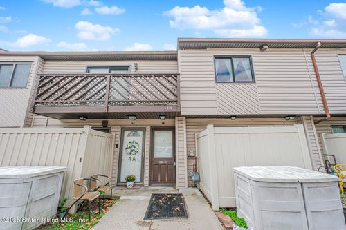 4b-4219 Amboy Rd, Staten Island, NY, 10308-2368 | Card Image