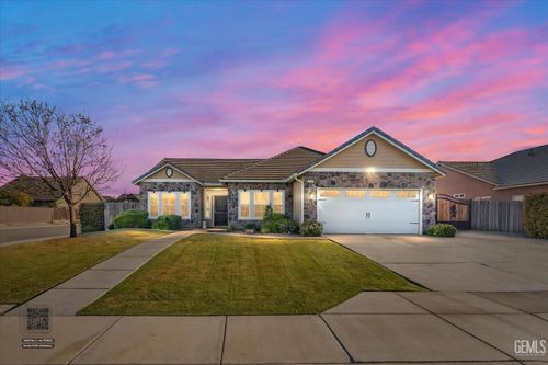 6405 Thorton Ave, Bakersfield, CA, 93313 | Card Image