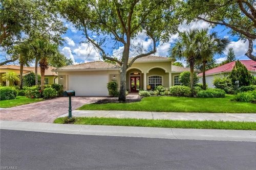 3807 Recreation Ln, NAPLES, FL, 34116-7332 | Card Image