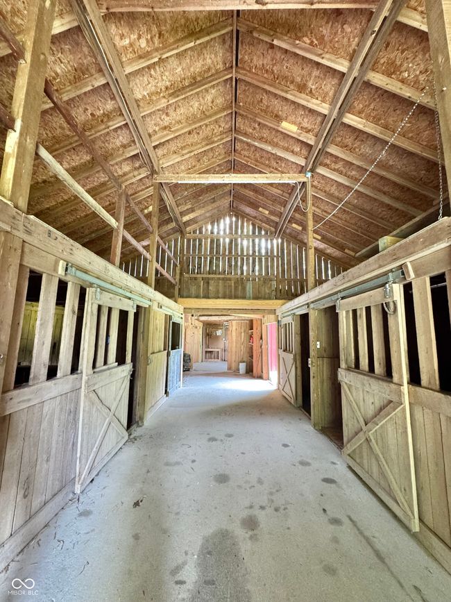 view of stable | Image 39