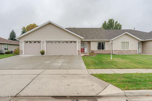 315 Versailles Ave, Bismarck, ND, 58503-0328 | Card Image